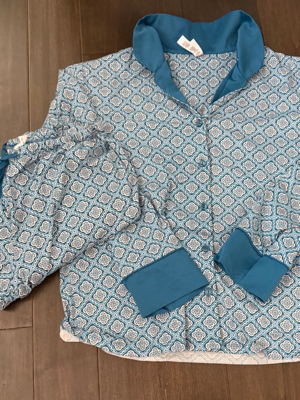 Flora Nikrooz Collared Pajama Set